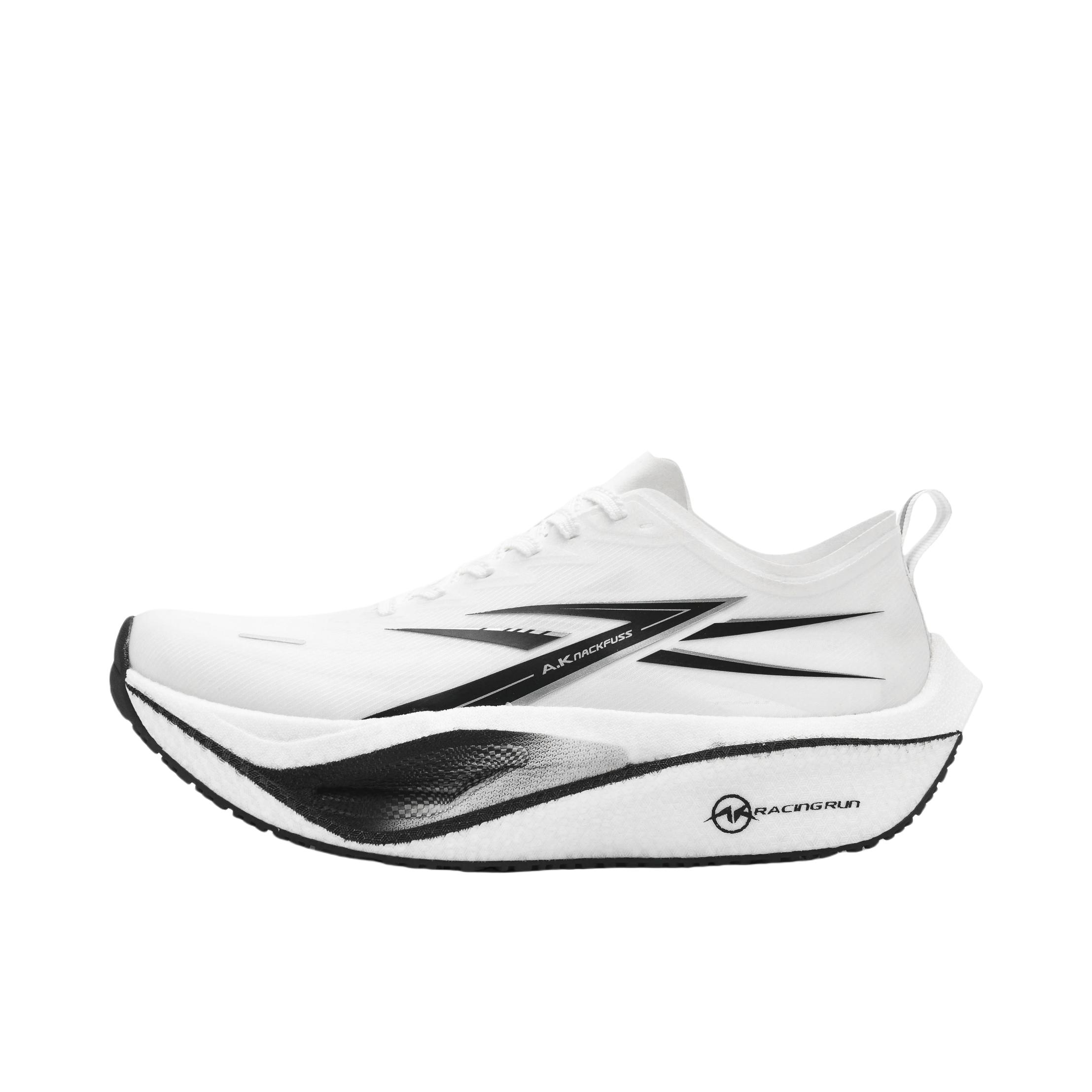 推荐商品：A.KNACKFUSS 碳速6.0 Pro 跑鞋 尼龙板竞速回弹轻便田径训练 酷黑耀白