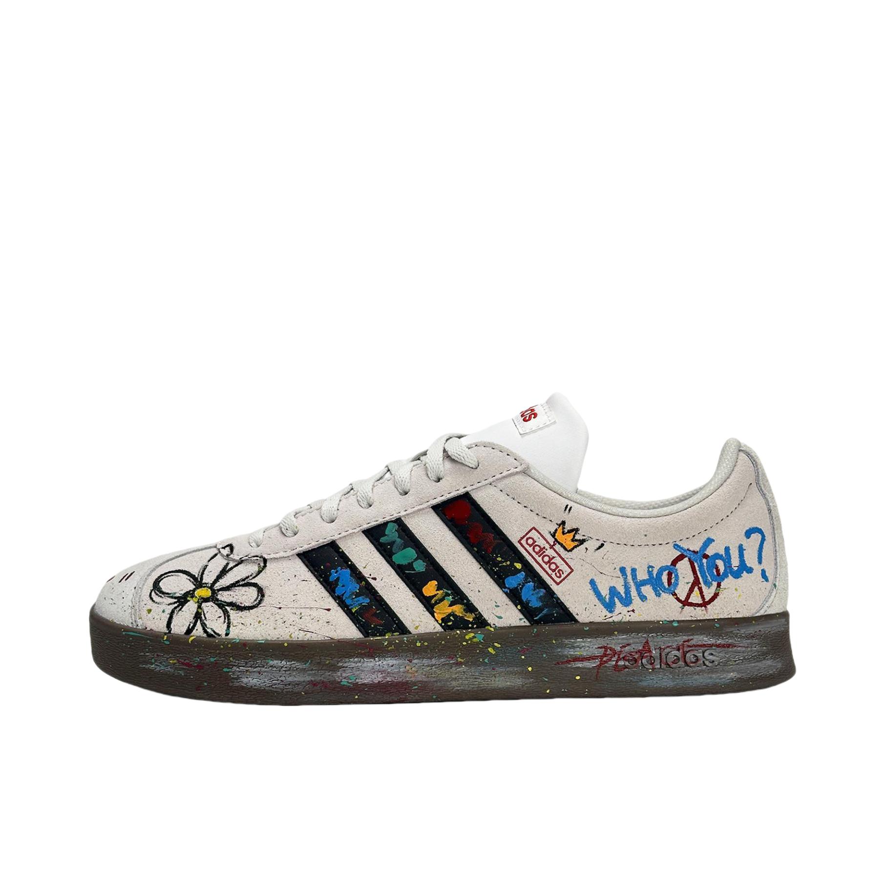 推荐商品：【定制球鞋】Adidas neo VL Court 2.0 德训鞋 板鞋 复古轻便耐磨芭蕾风甜美文艺抗冲击性防水 雏菊涂鸦