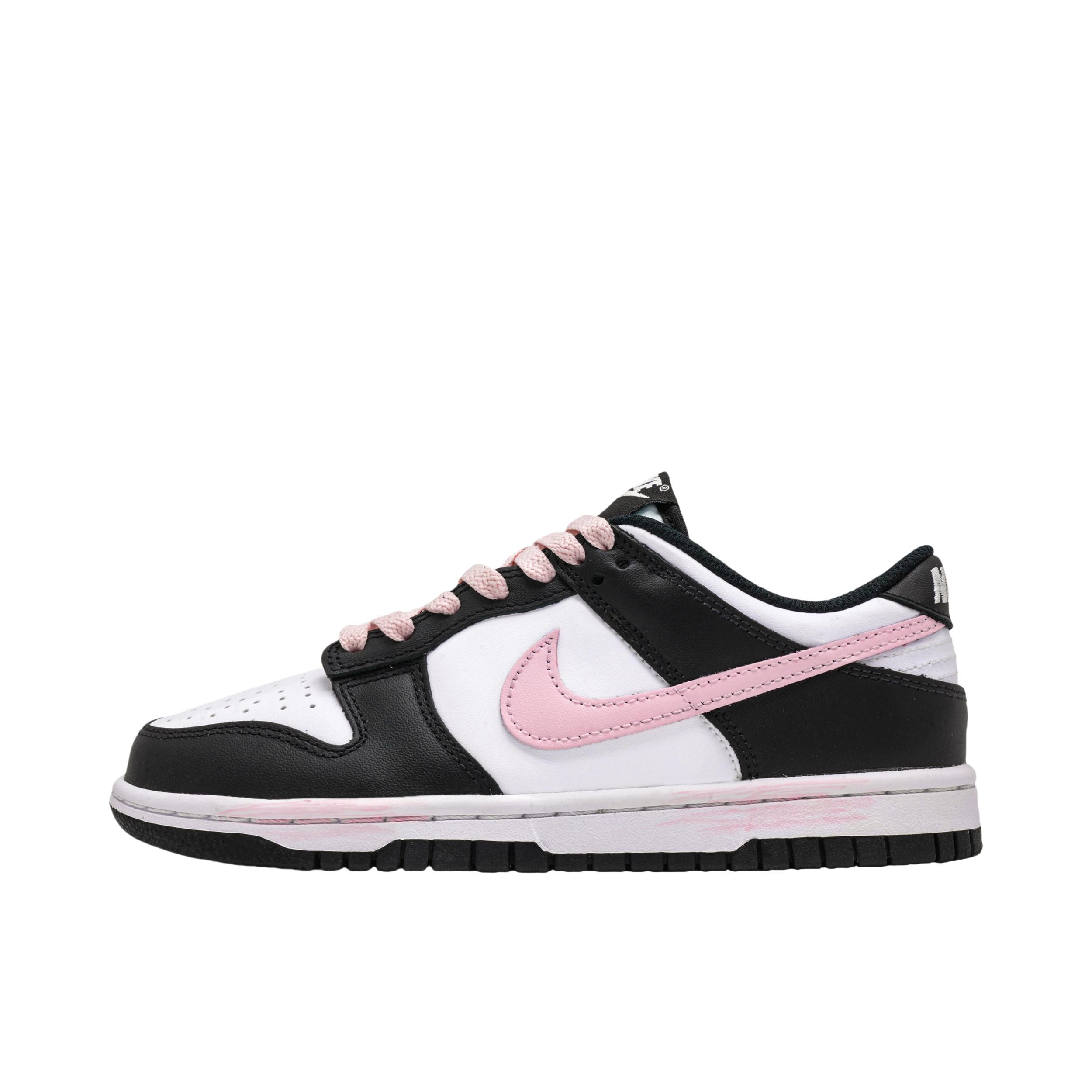 推荐商品：【定制球鞋】 Nike Dunk 板鞋 平跟系带防滑耐磨做旧高街简约百搭潮流复古美式 大童/粉墨星芒