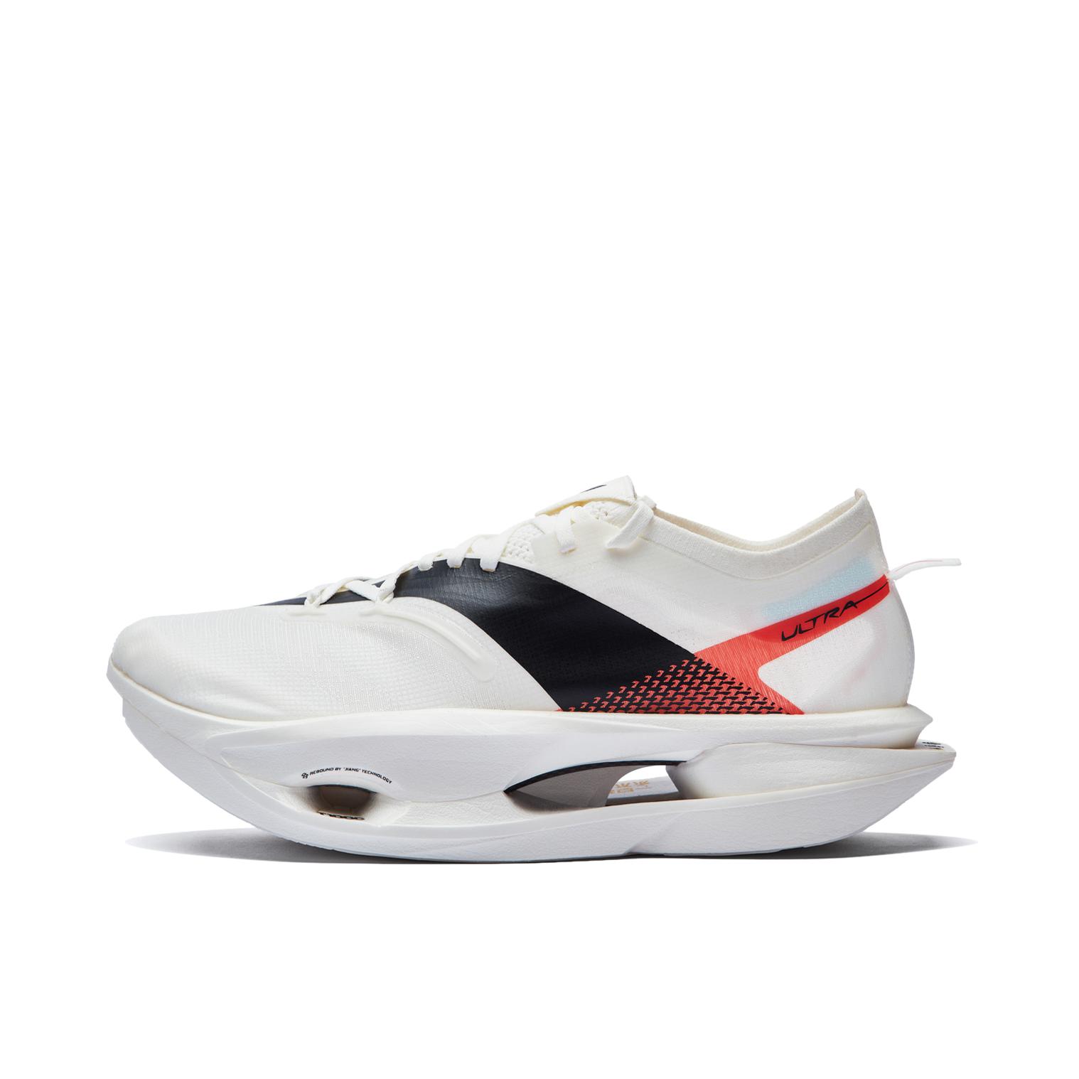 推荐商品：李宁 飞电5 Ultra 跑鞋 超䨻科技全掌碳板减震轻量回弹防滑透气马拉松竞速训练 白色/红色