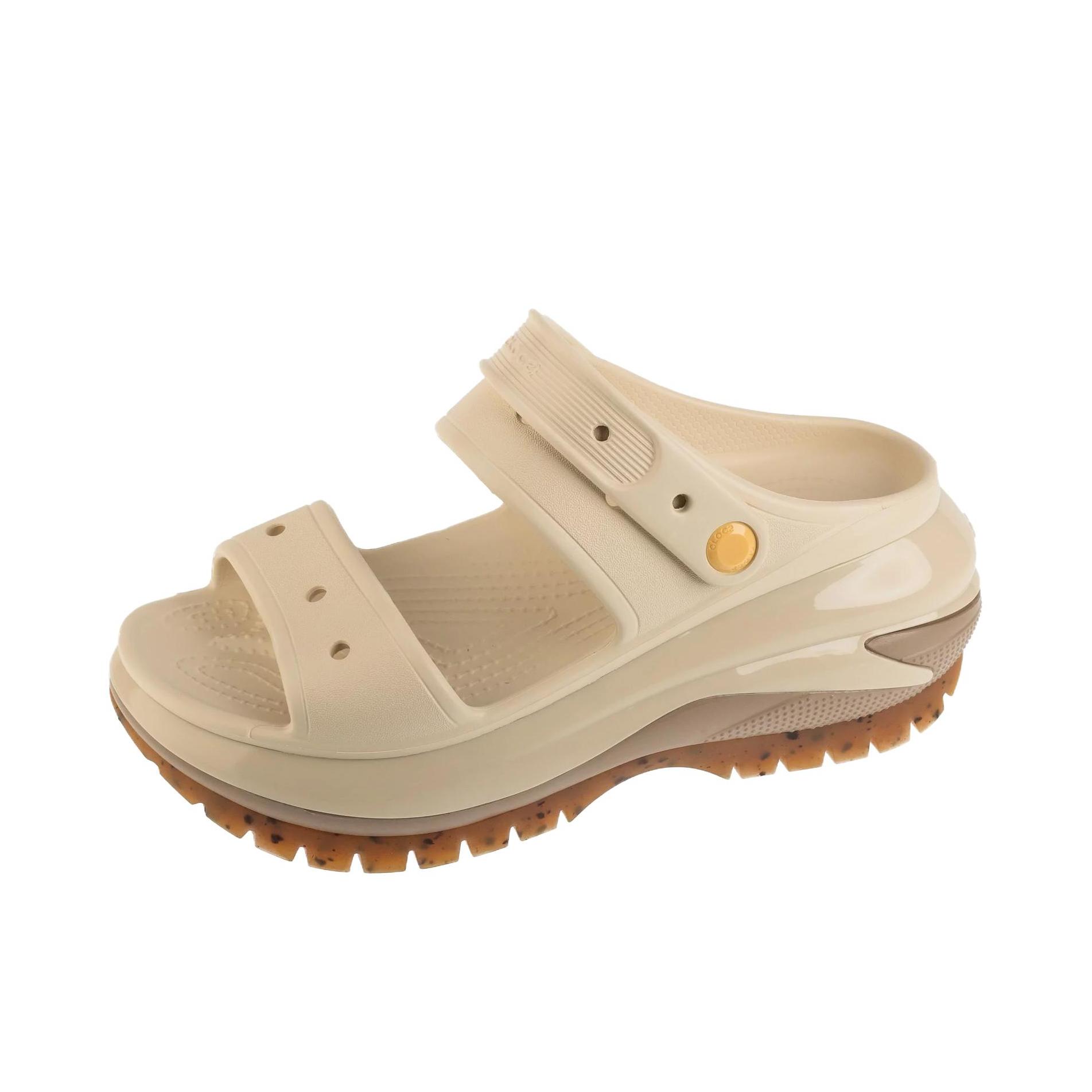 推荐商品：Crocs/卡骆驰 Classic Mega Crush 经典光轮 减震轻便 防滑耐磨 舒适百搭 增高 包头 外穿户外 沙滩 厚底鞋 207989 浅褐色