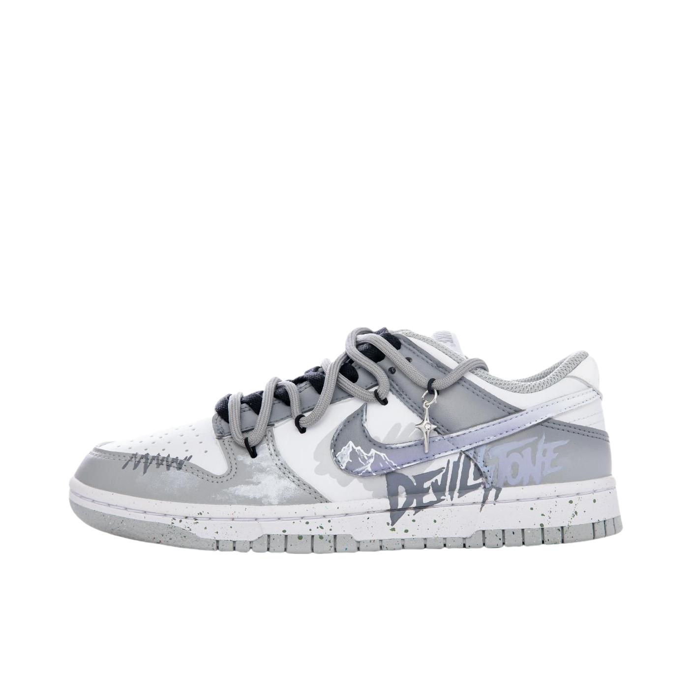 推荐商品：【定制球鞋】 Nike Dunk 板鞋 平跟系带防滑耐磨做旧高街简约百搭潮流复古美式 山岚