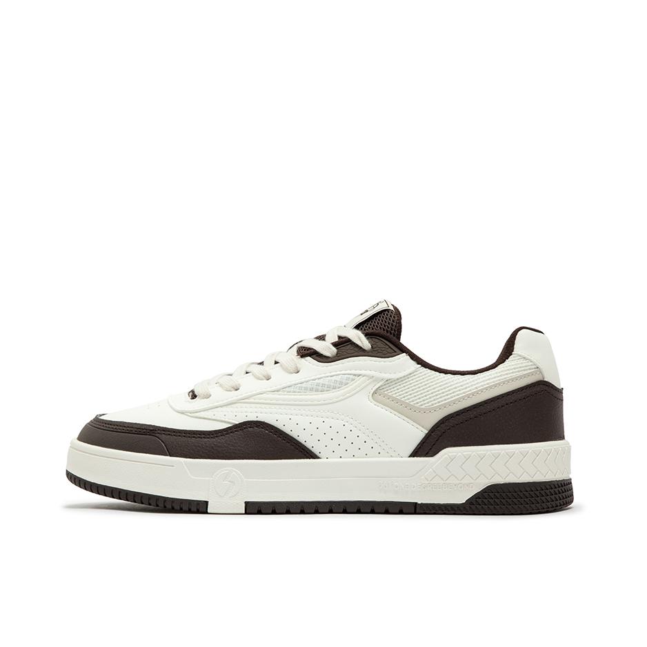 推荐商品：361° 防滑耐磨 舒适低帮 网布橡胶 平跟 简约 百搭潮流 板鞋 572436605 羽毛白/爪哇