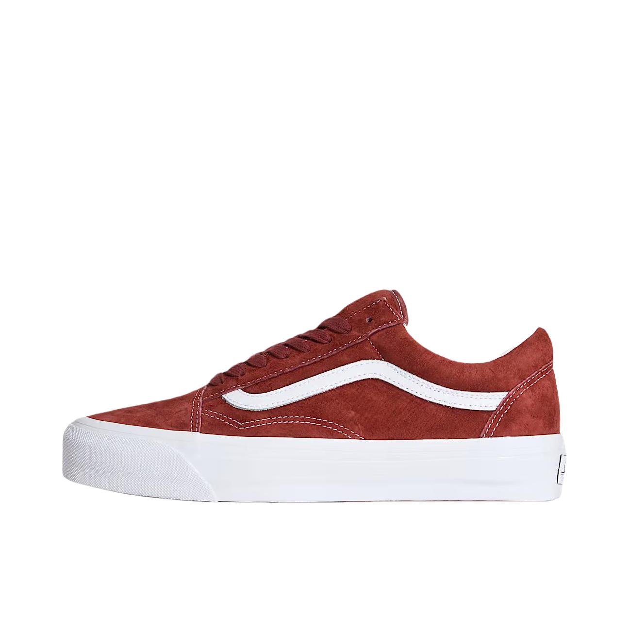 推荐商品：Vans/范斯 Premium Old Skool 板鞋 复古百搭时尚潮流防滑耐磨舒适低帮贴合 深红色