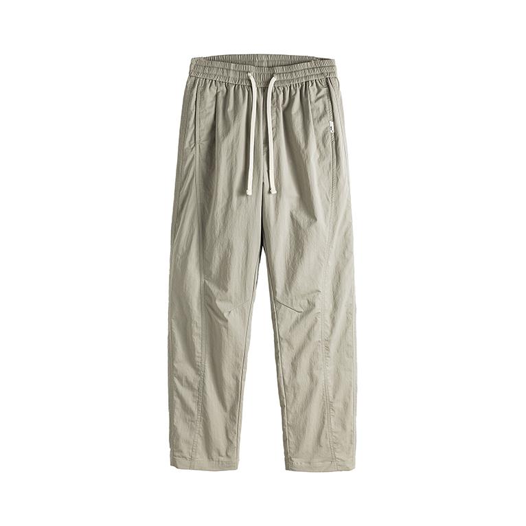 推荐商品：GTHOMME 直筒速干机能冰丝凉感休闲长裤 KC493 浅灰