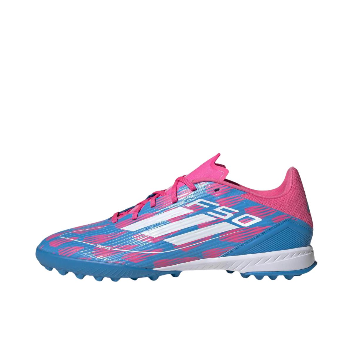 推荐商品：adidas F50 League TF 中端 胶质碎钉 人造草地室外硬地 缓震耐用 足球鞋 蓝色/白色/荧光粉