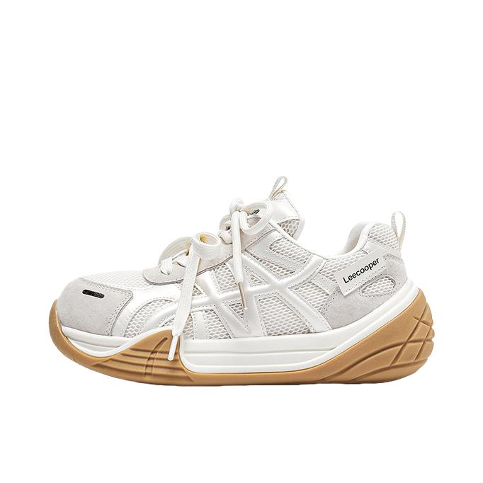推荐商品：Lee Cooper 运动休闲鞋 网面透气厚底增高 LCQBCA2253215 女款/米色