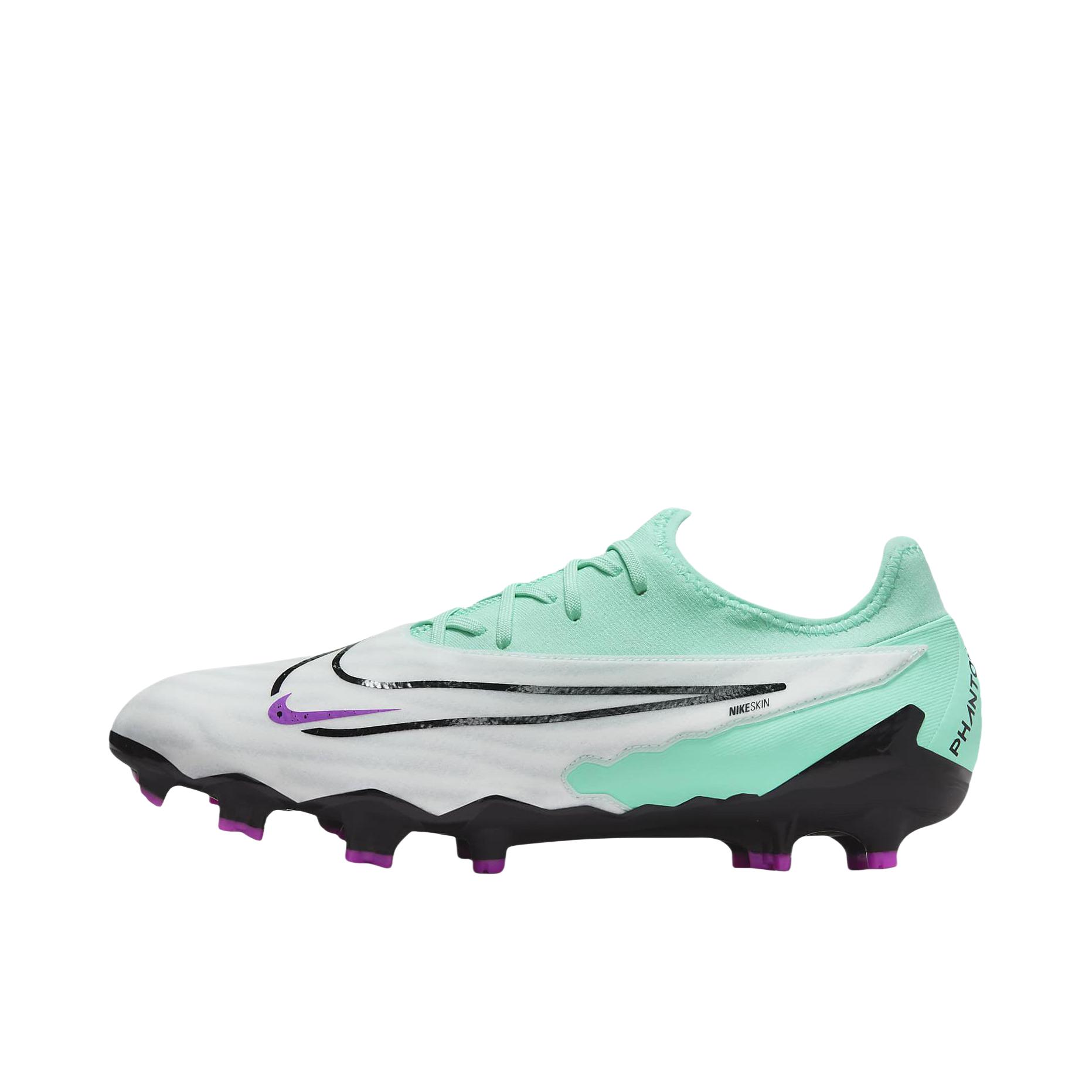 推荐商品：Nike Phantom GX Pro FG 次顶级 胶质长钉 硬天然草地 足球鞋 白色/绿色