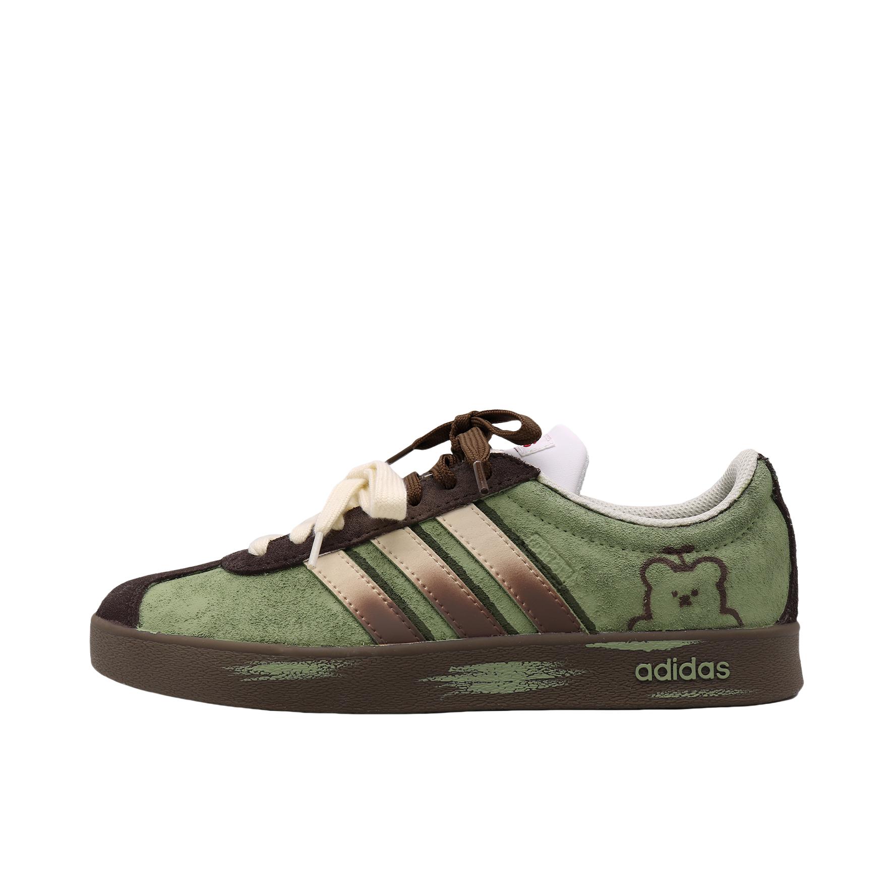 推荐商品：【定制球鞋】Adidas neo VL Court 2.0 德训鞋 板鞋 复古轻便耐磨芭蕾风甜美文艺抗冲击性防水 困眠小熊
