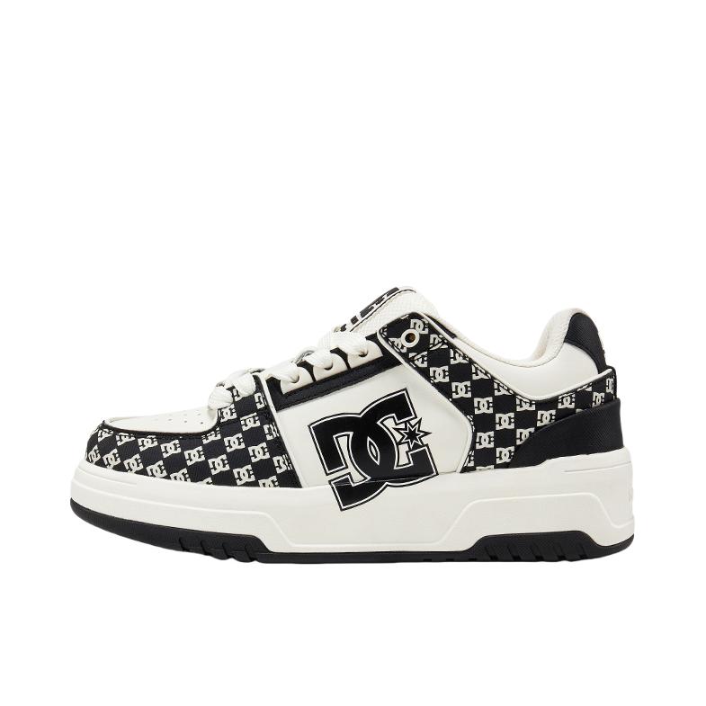 推荐商品：DC Shoes CAS系列 板鞋 美式高街百搭休闲 白色/黑色