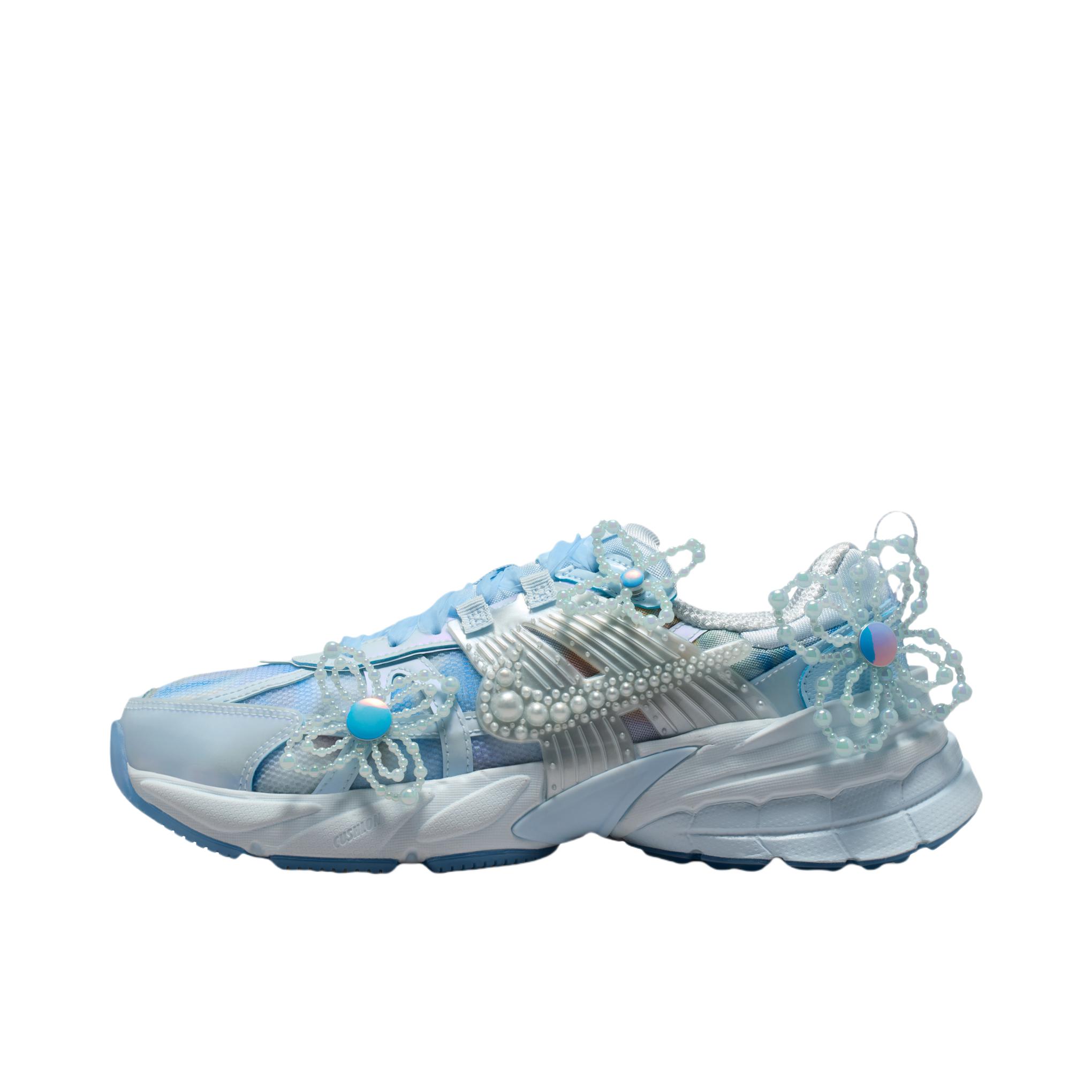 推荐商品：Nike V2K Run Runtekk 跑鞋 轻便网面透气防滑耐磨百搭时尚复古减震抓地圆头 SUSAN FANG联名/紫蓝色/多色/山峰白/狼灰色/氢蓝色