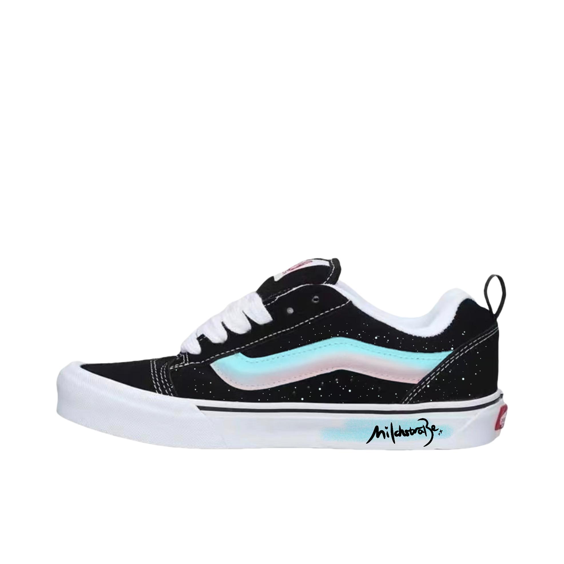 推荐商品：【定制球鞋】 Vans/范斯 Knu Skool 板鞋 防滑耐磨舒适减震时尚潮流复古百搭简约街头 梦幻蓝海
