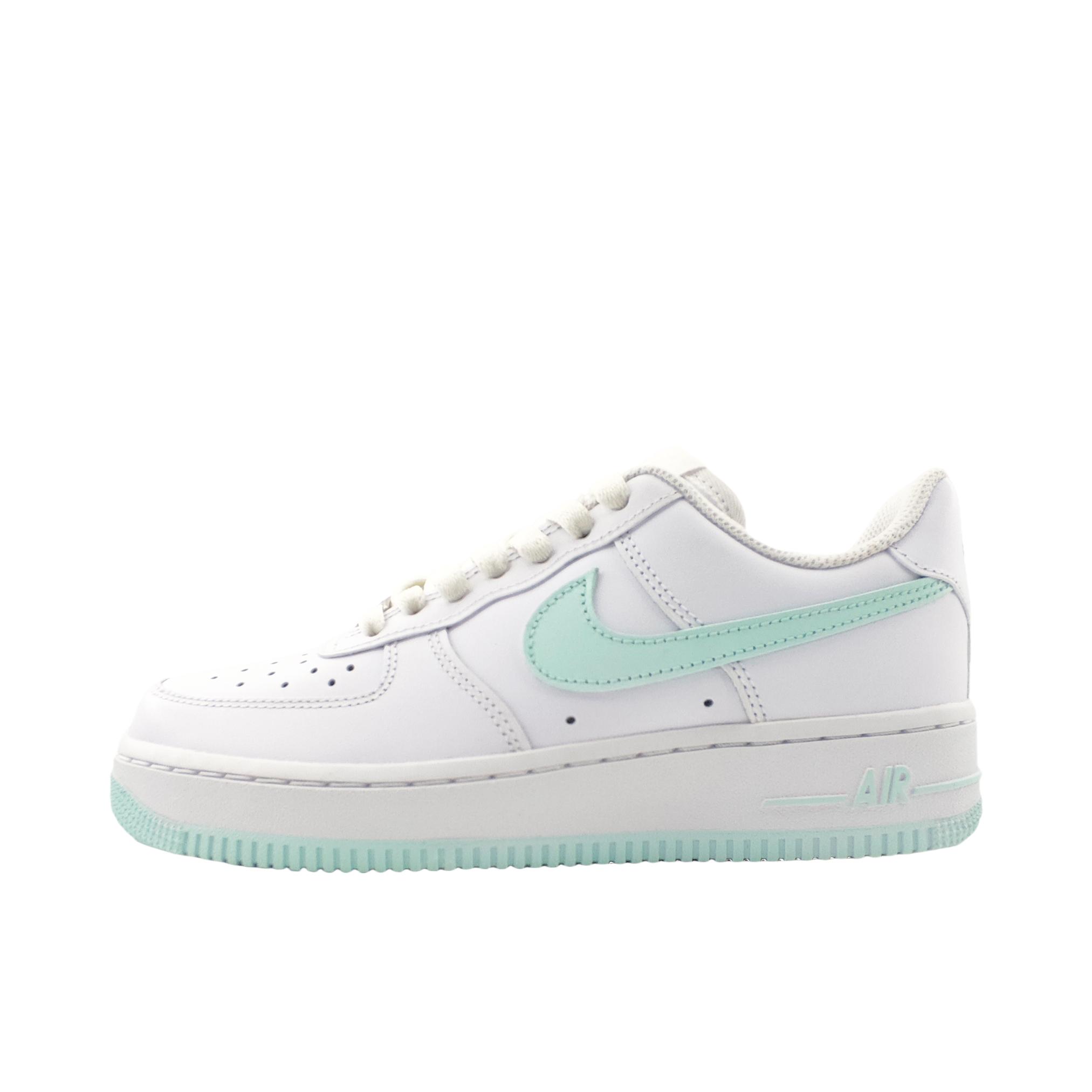 推荐商品：【定制款】 Nike Air Force 1 板鞋 防滑减震耐磨低帮增高 青柠薄荷