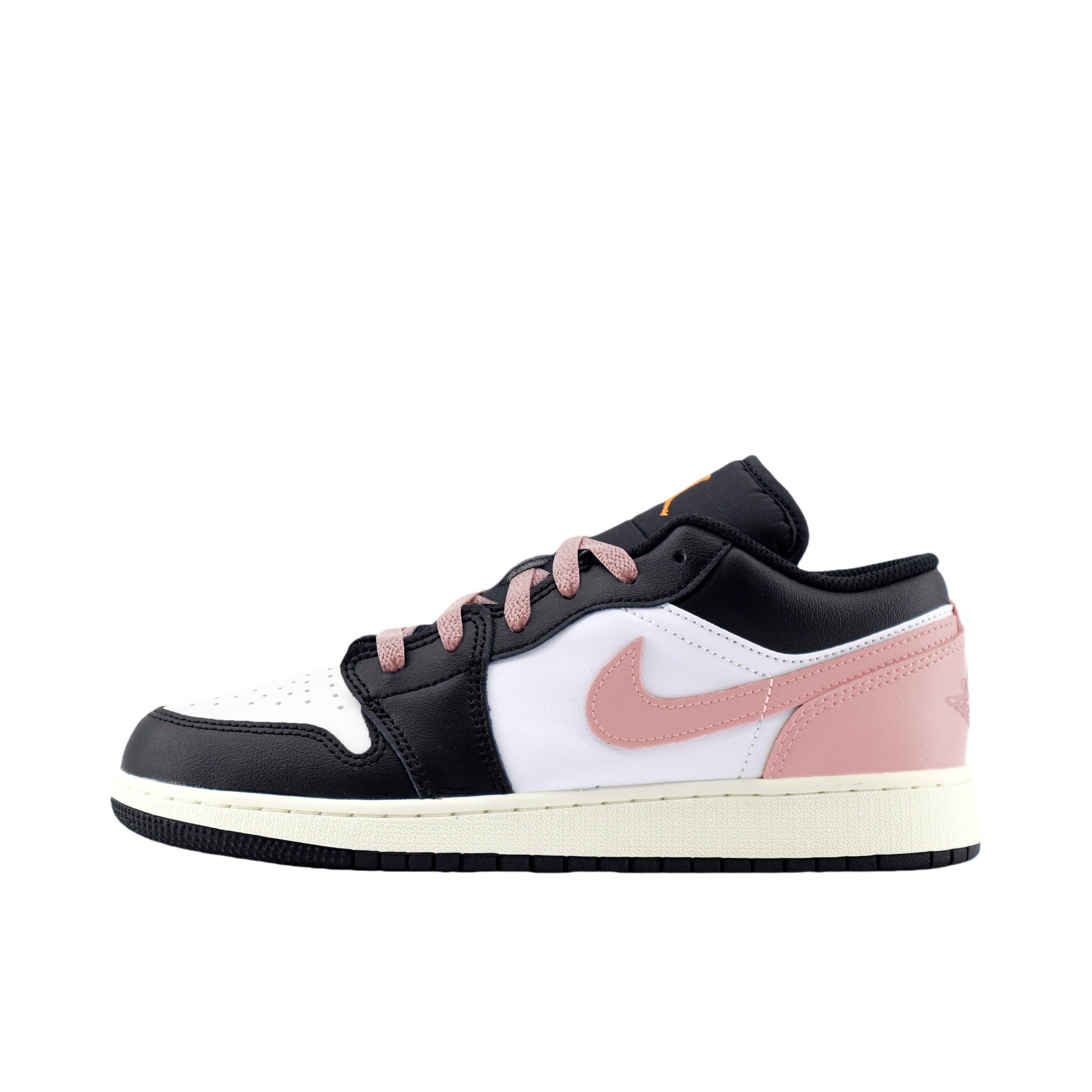 推荐商品：【定制球鞋】Air Jordan 1 减震 耐磨 透气 平跟 复古 潮流 简约 包裹性 防滑 轻便 支撑 增高 板鞋 莓莓/黑色