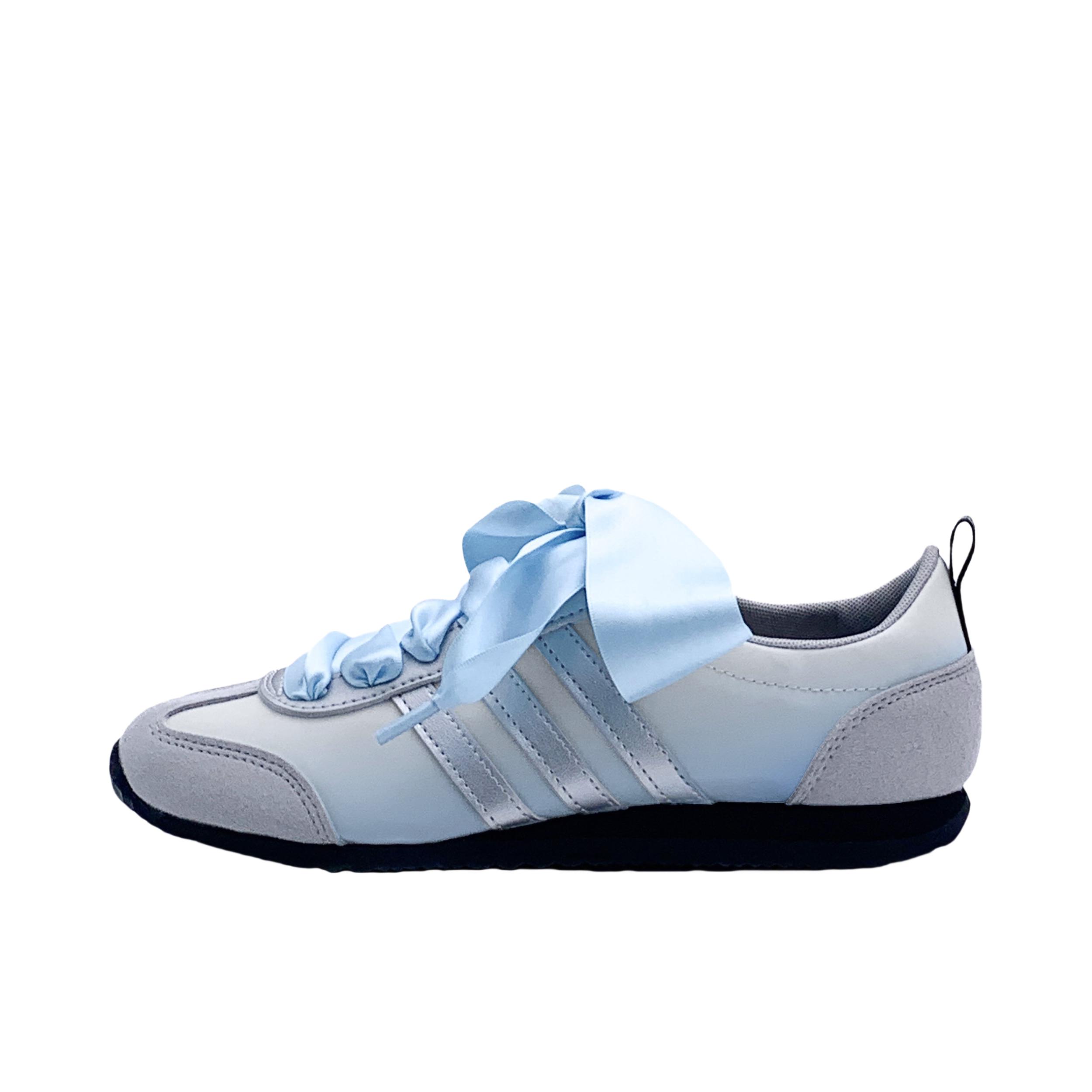 推荐商品：【定制球鞋 】 adidas VS JOG 2.0 运动休闲鞋 防滑耐磨甜酷舒适百搭复古潮流 浅蓝绮梦