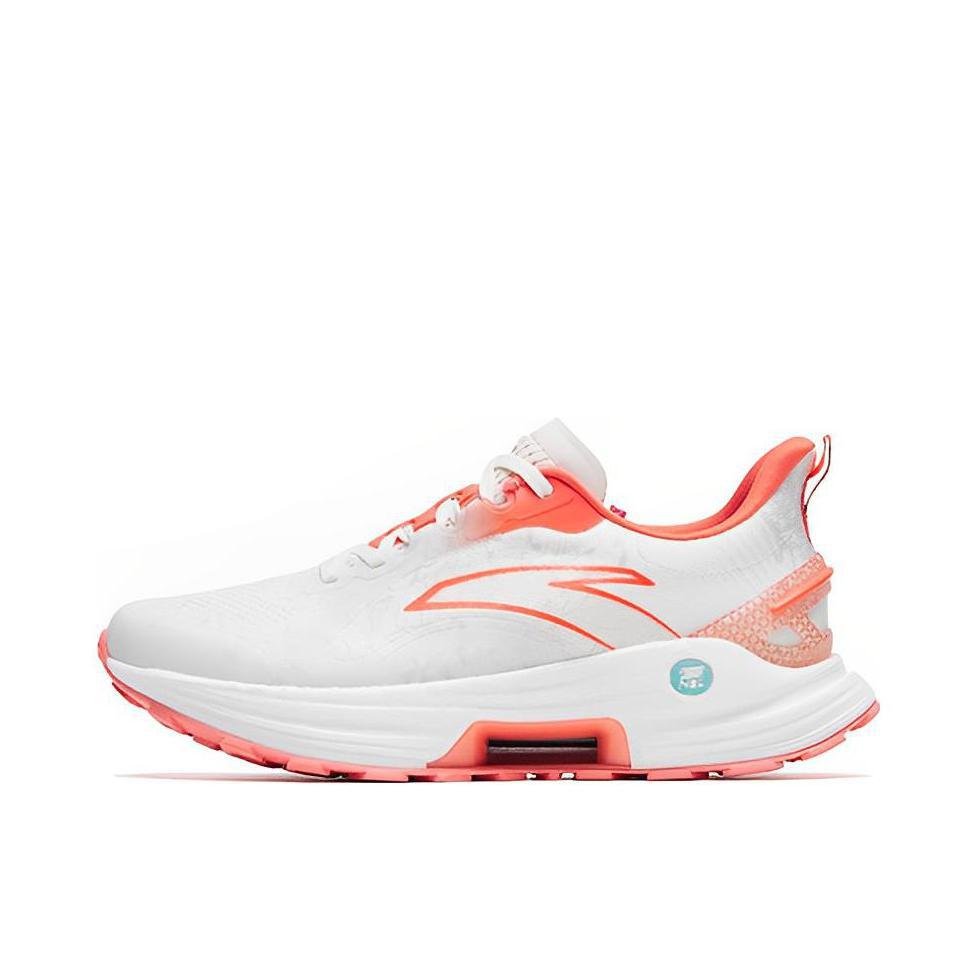 推荐商品：安踏 创跑3.0 跑鞋 氮科技奥运冠军减震耐磨防滑网面透气回弹织物 女款/象牙白/晨曦红