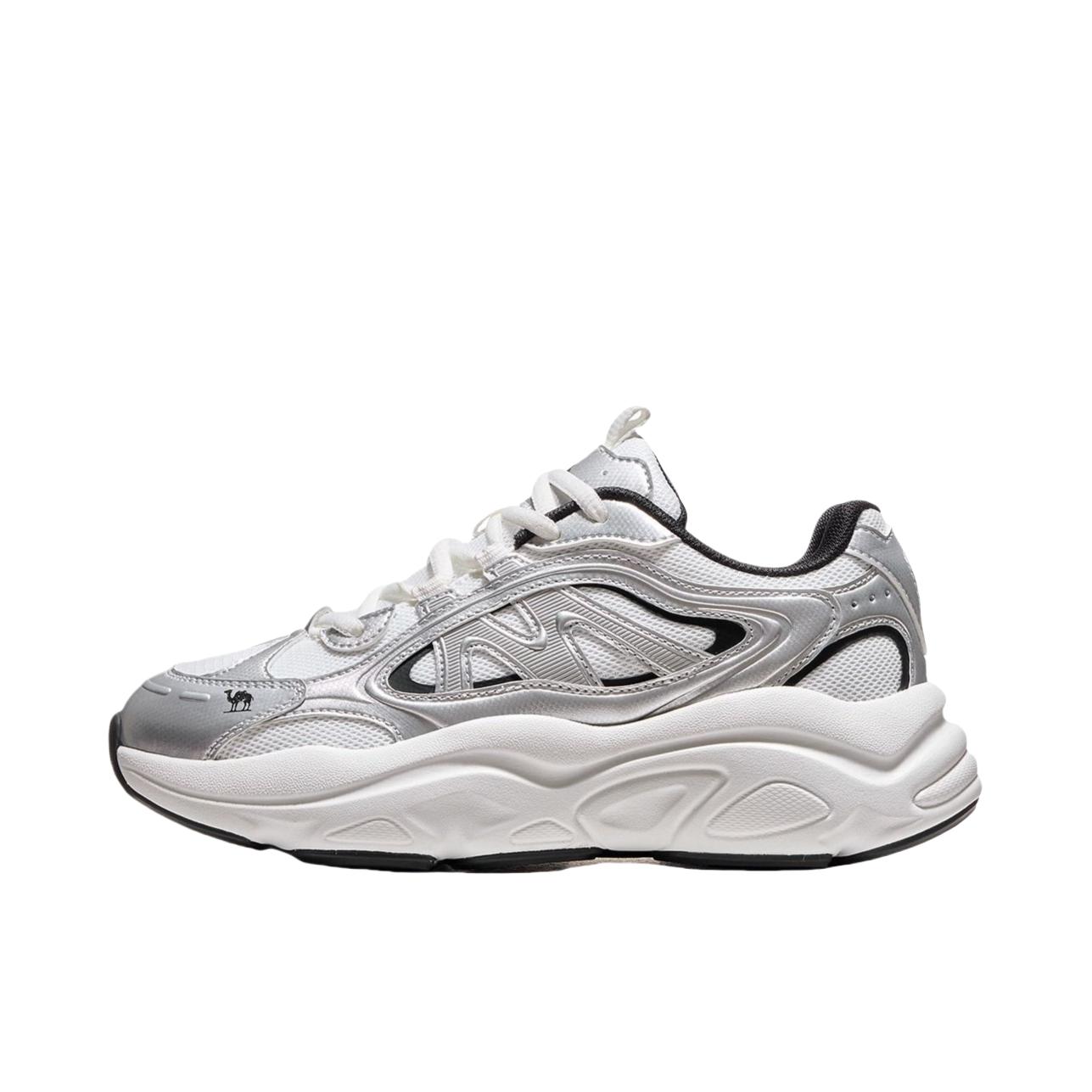 推荐商品：骆驼 徒步鞋 百搭厚底耐磨 F15C693032 女款/白色/银色