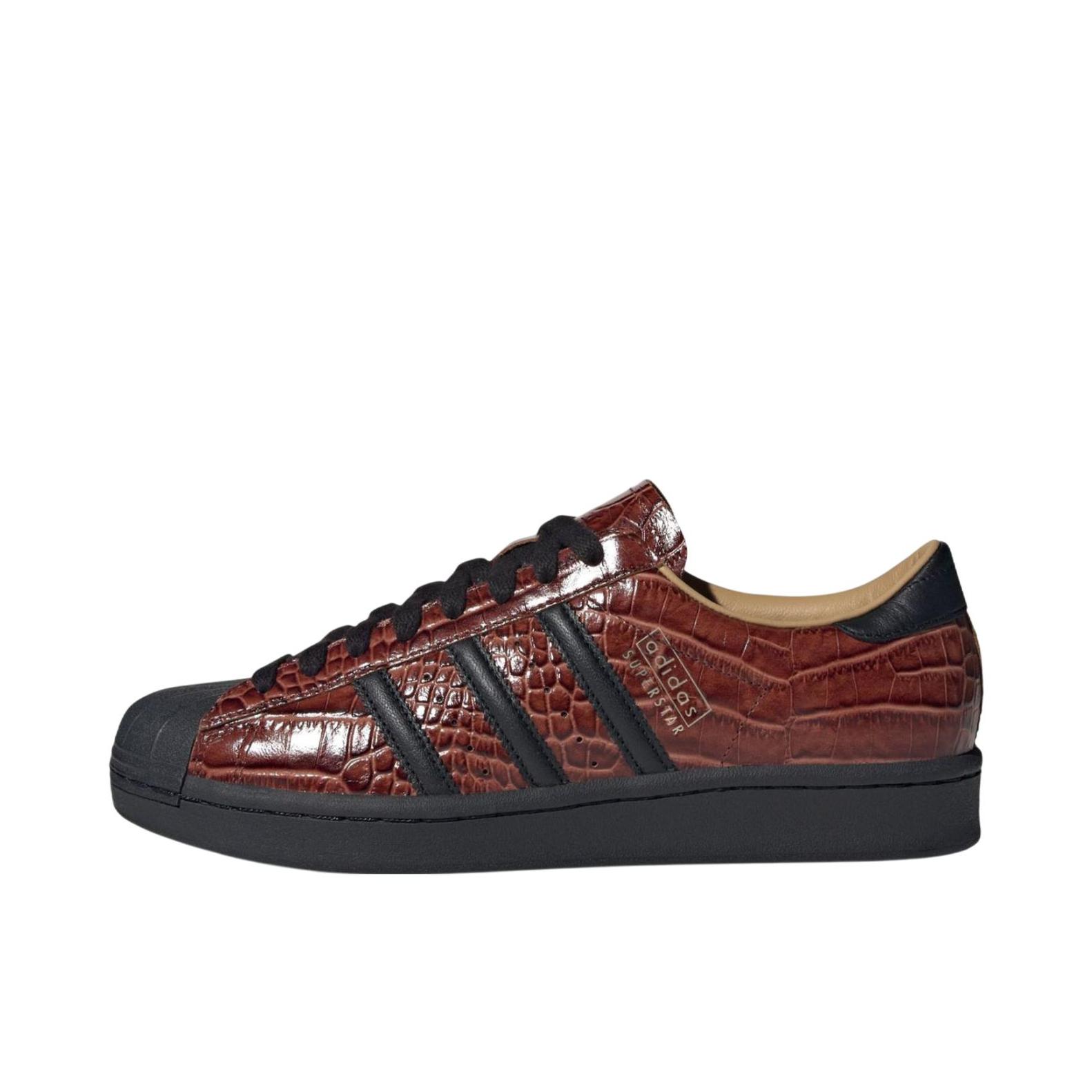推荐商品：【宋雨琦同款】 adidas Originals Superstar 板鞋 轻便贝壳头薄底舒适百搭耐磨复古 亮棕色/黑色 