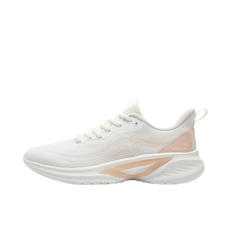 推荐商品：361度 跑鞋 系带网面回弹防滑耐磨舒适百搭公路慢跑马拉松 582432219 女款/羽毛白/冰沙桃