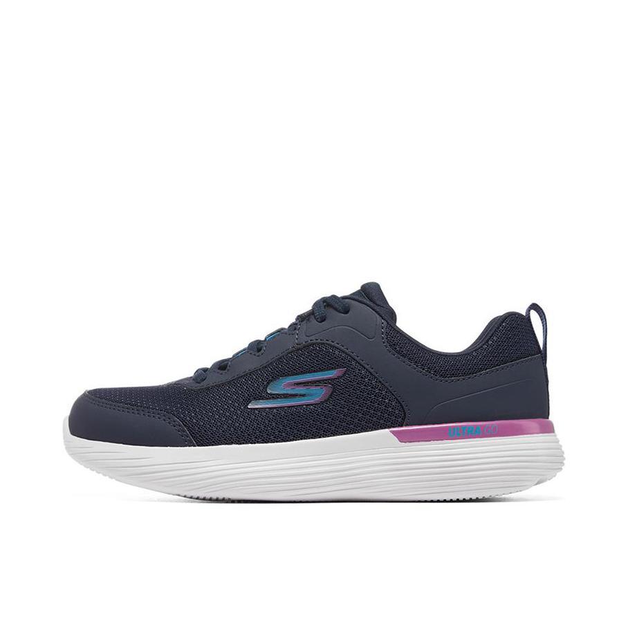 推荐商品：Skechers/斯凯奇 Go Run 400 V2 减震耐磨 网面 舒适透气 轻便软底 时尚休闲 运动 跑鞋 女款/蓝色
