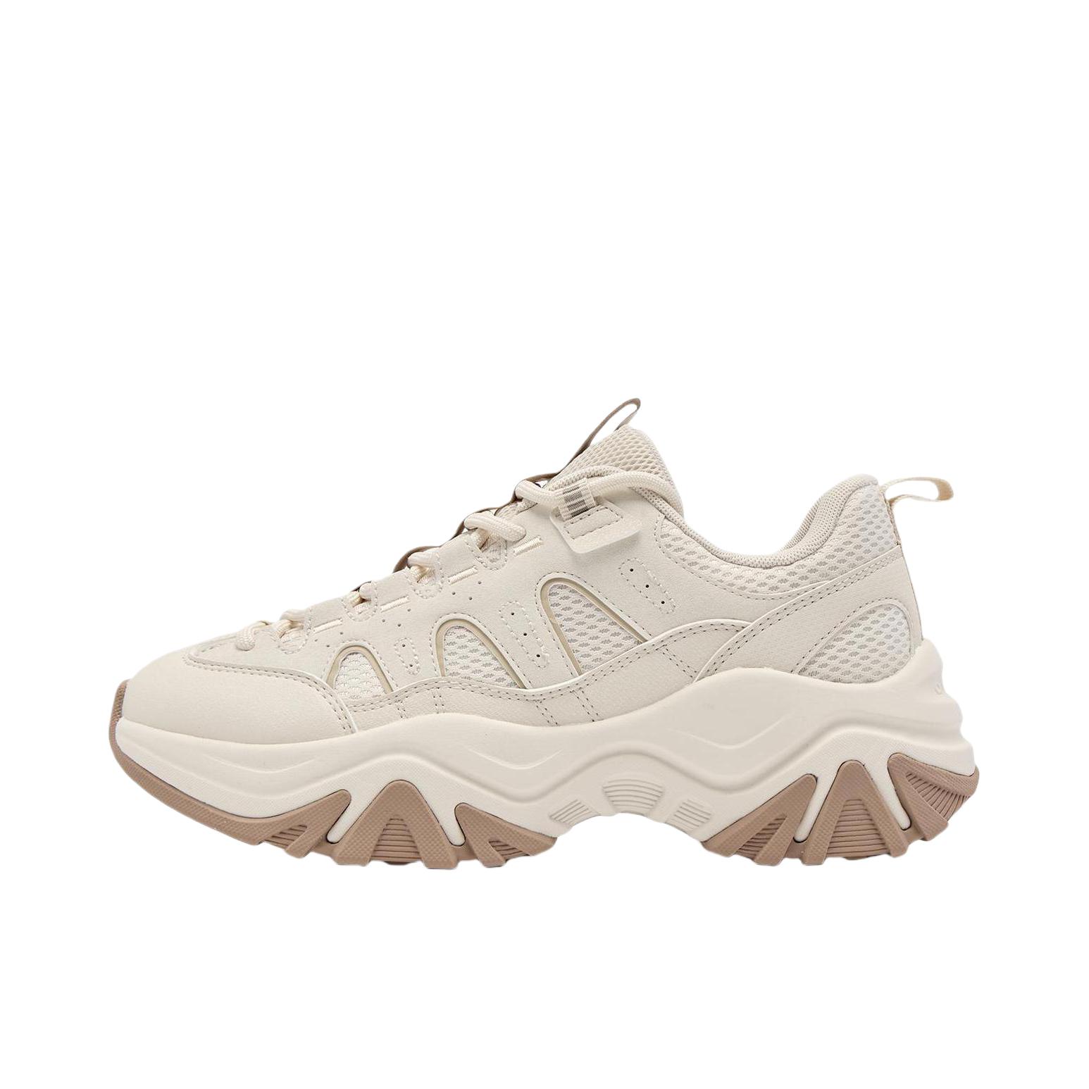 推荐商品：乔丹体育 老爹鞋 防水厚底增高 QXL042254412R 女款/原浆白