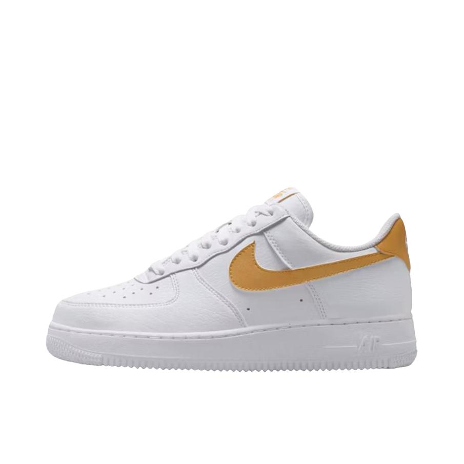 推荐商品：Nike Air Force 1 空军一号 板鞋 轻便舒适百搭耐磨防滑复古 女款/白色/淡黄色 