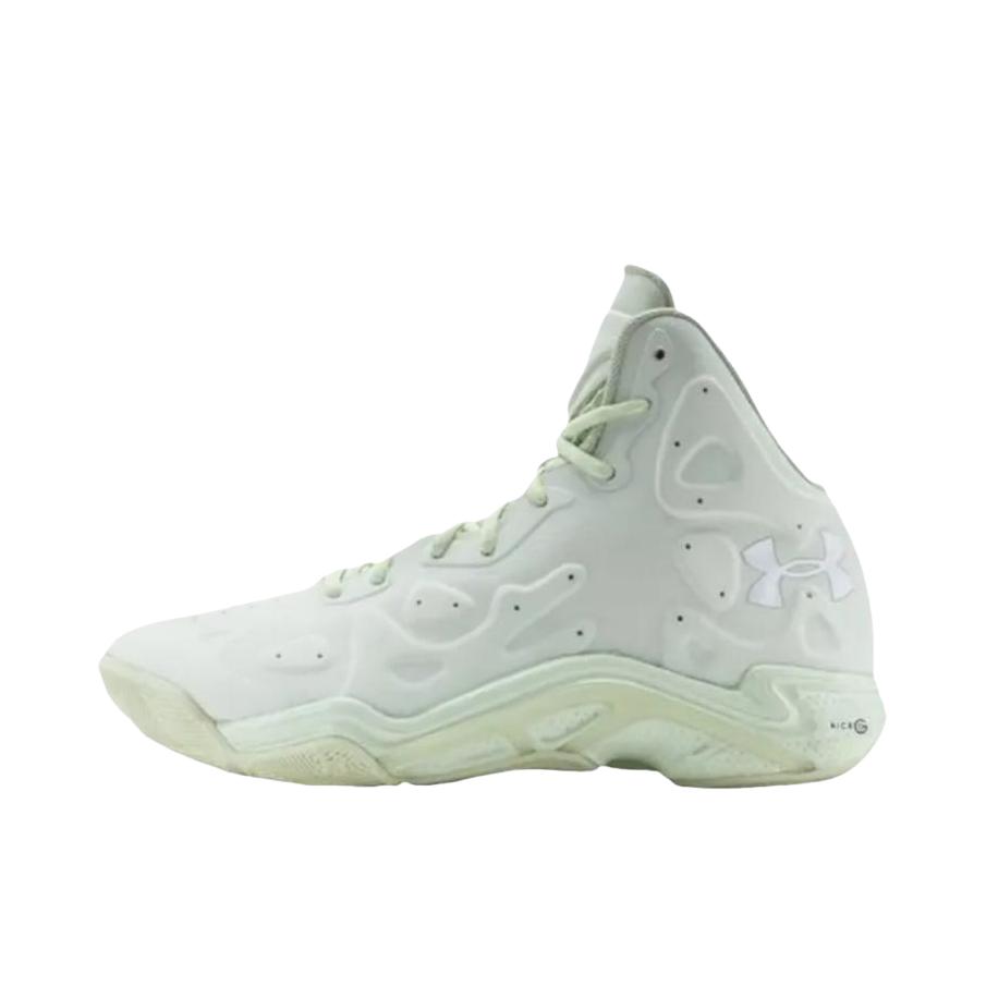 推荐商品：Under Armour/安德玛 Micro-G Anatomix Spawn 2 耐磨舒适 篮球鞋 绿色