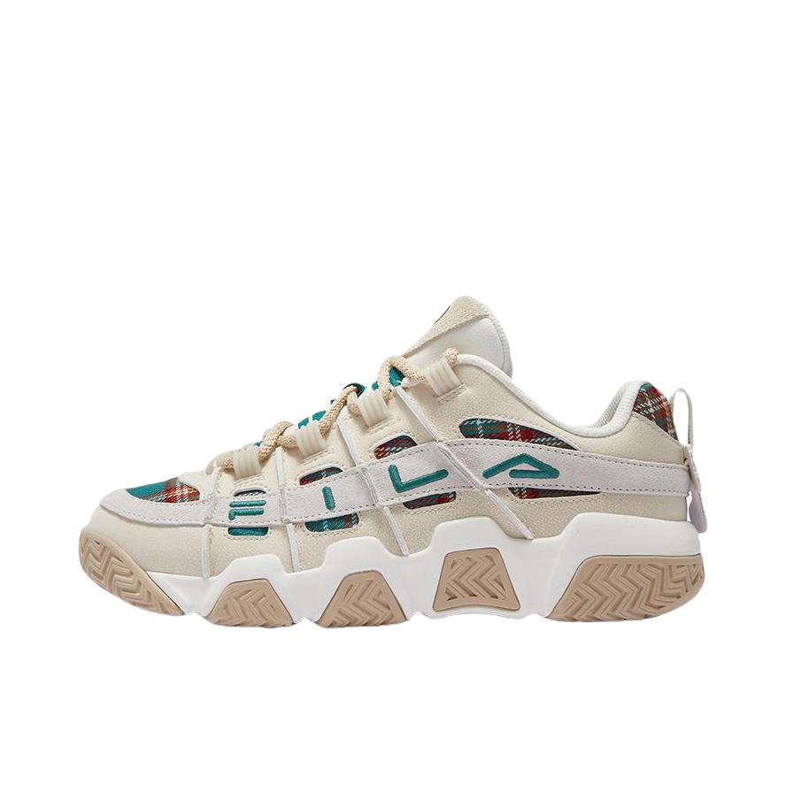 推荐商品：FILA/斐乐 Barricade 时尚复古 潮流百搭 防滑耐磨 防水 织物 合成革 运动休闲鞋 T12M333201 男款/圣诞/泡沫白/蓄水池绿