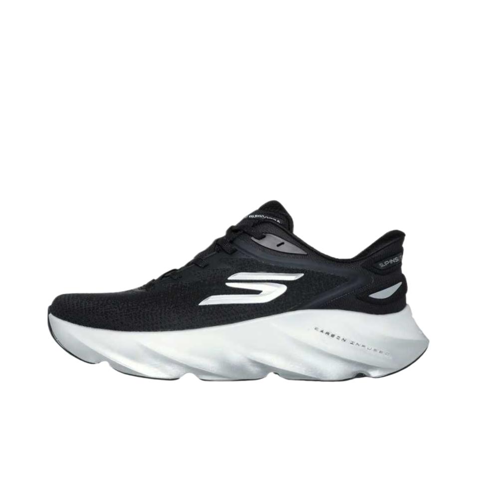 推荐商品：Skechers/斯凯奇 SKX Aero Burst 爆速 柔软 防滑 耐磨 低帮 跑鞋 黑色/白色