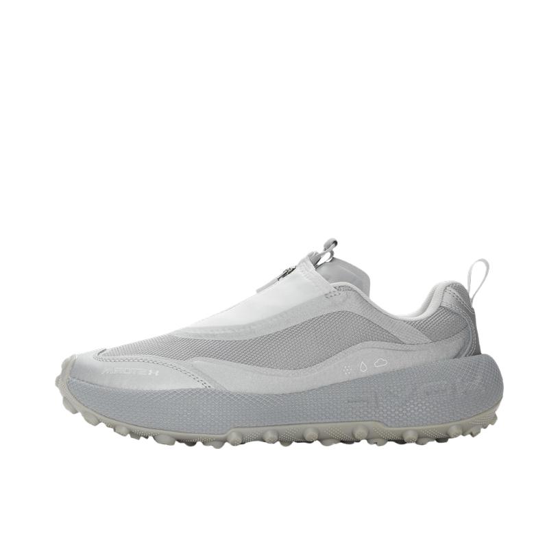 推荐商品：Under Armour/安德玛 VENTURE PRO Storm 运动休闲鞋 百搭防滑耐磨透气 摩登灰