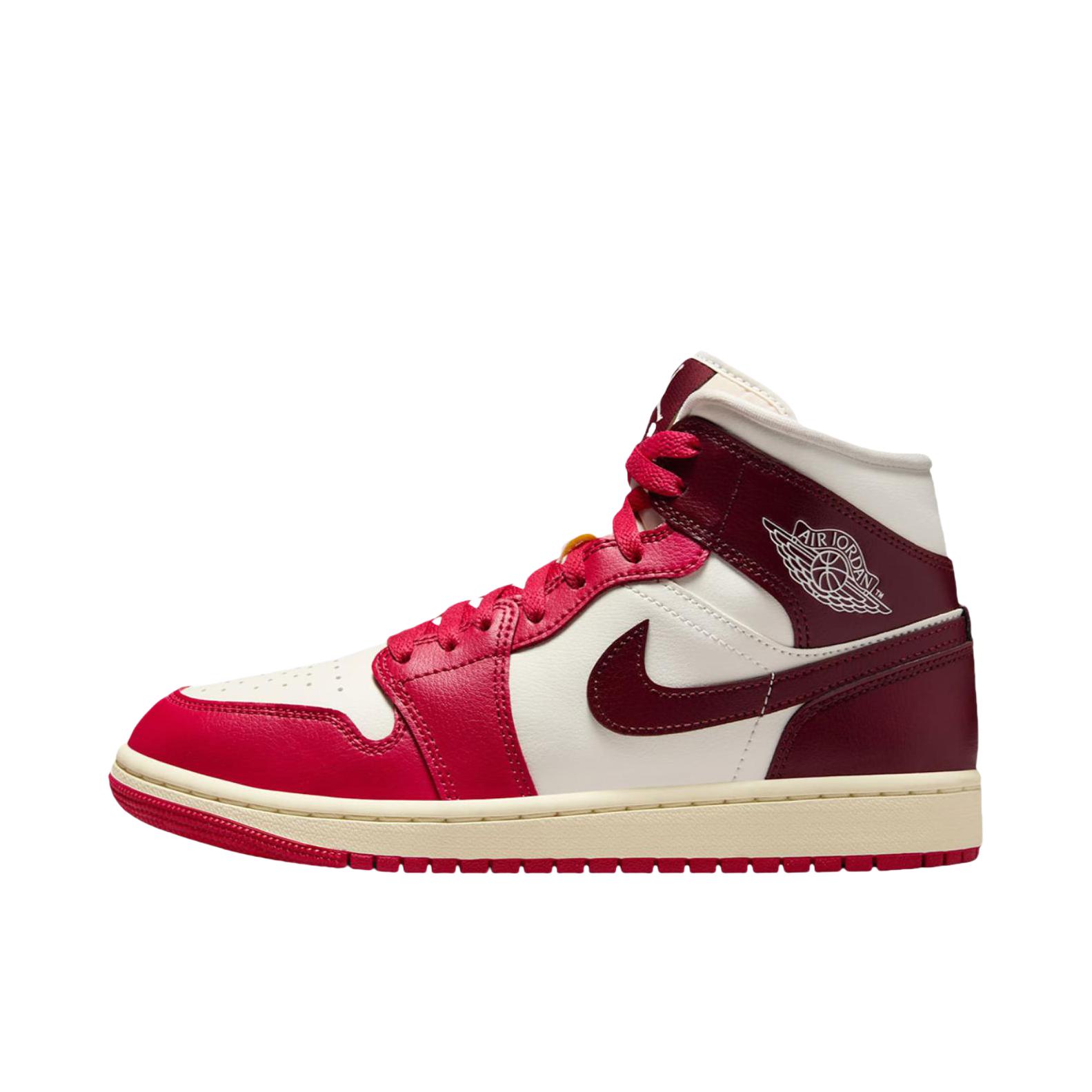 推荐商品：Air Jordan 1 板鞋 运动休闲鞋 复古潮流支撑合成革 红色/奶白色