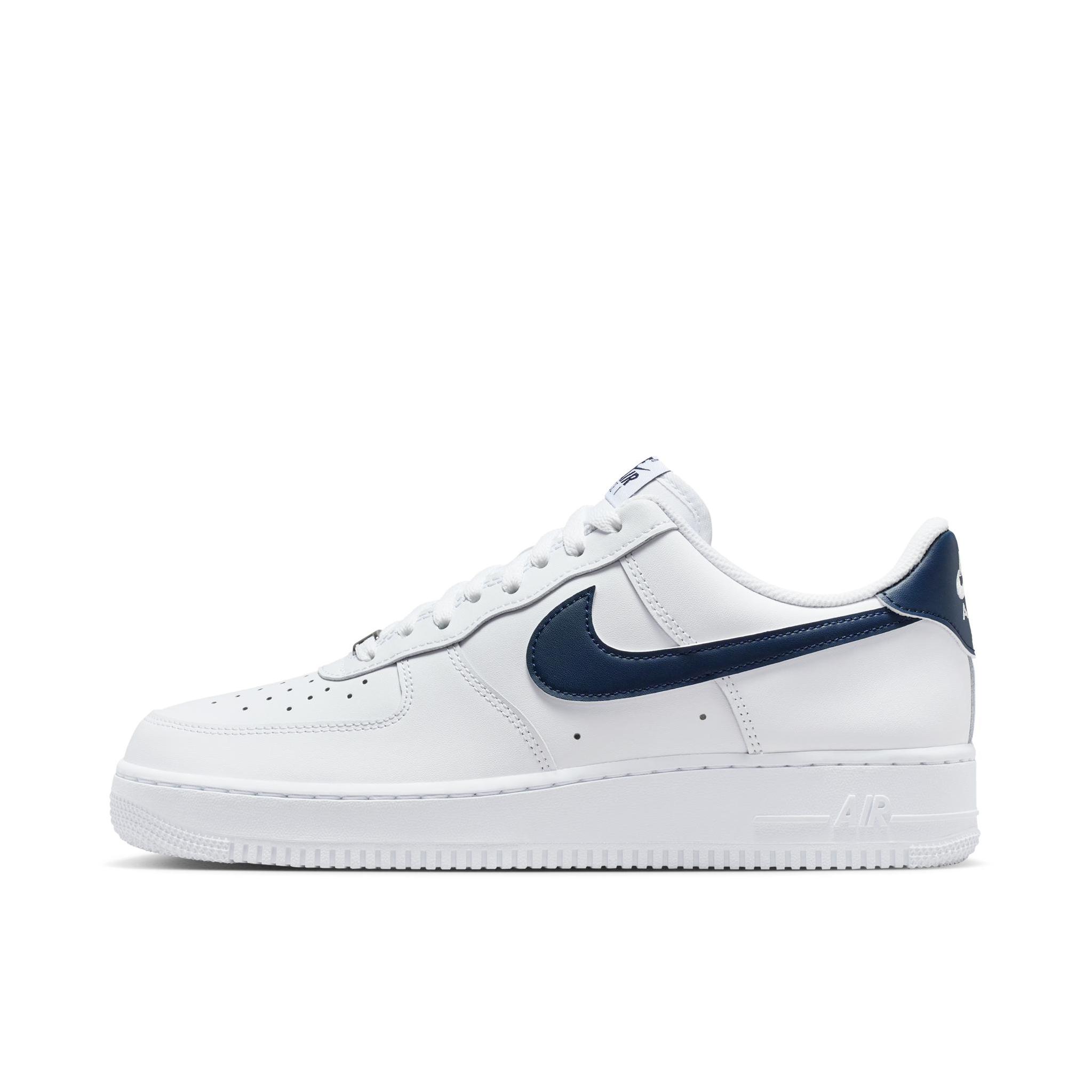 推荐商品：Nike Air Force 1 空军一号 板鞋 轻便舒适百搭耐磨 白色/海军蓝色
