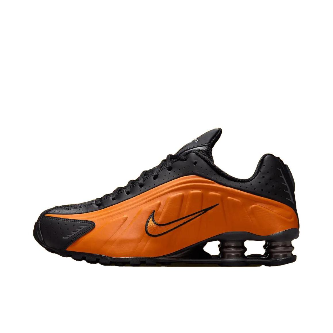 推荐商品：Nike Shox R4 跑鞋 气柱弹簧气垫防滑耐磨舒适减震复古百搭合成革回弹支撑贴合短跑耐用 黑色/橙色 