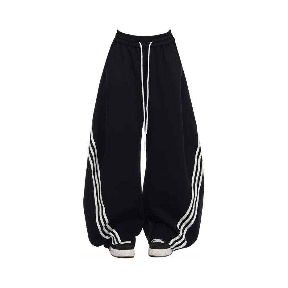 推荐商品：Chisportate 美式阔腿垂感休闲长裤 AP2-CL813356 黑