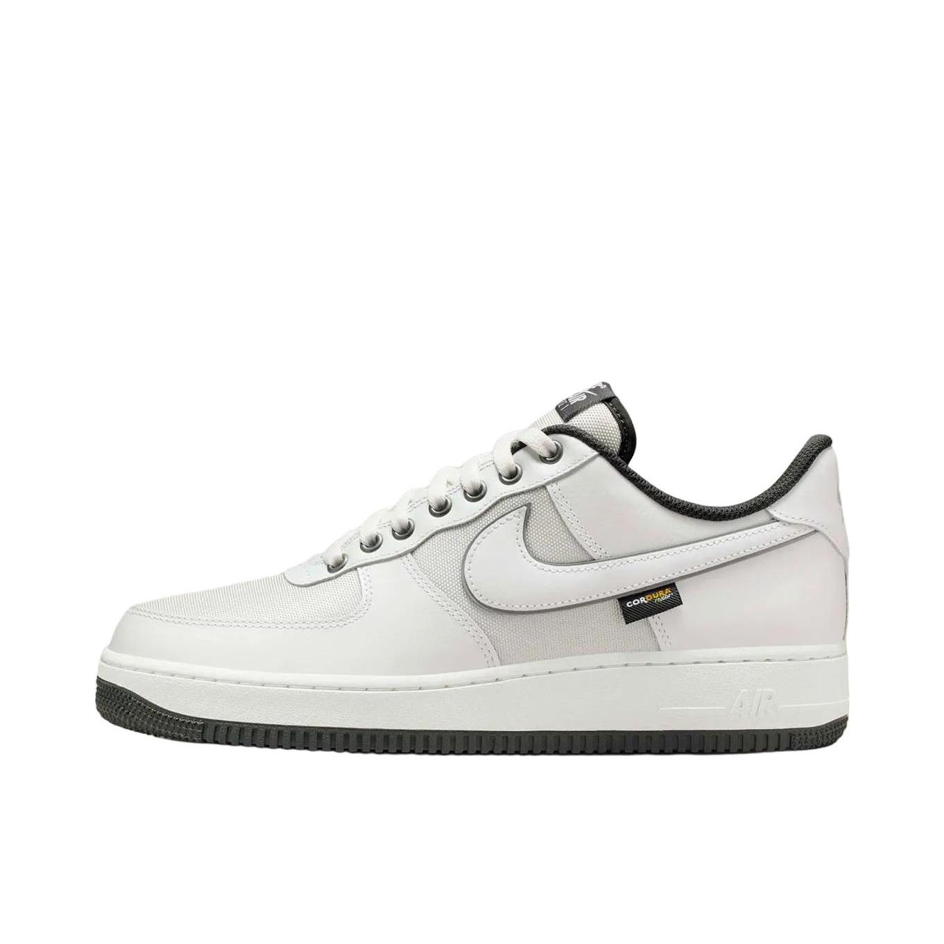 推荐商品：Nike Air Force 1 空军一号 板鞋 轻便舒适百搭耐磨防滑复古 正白色/灰色