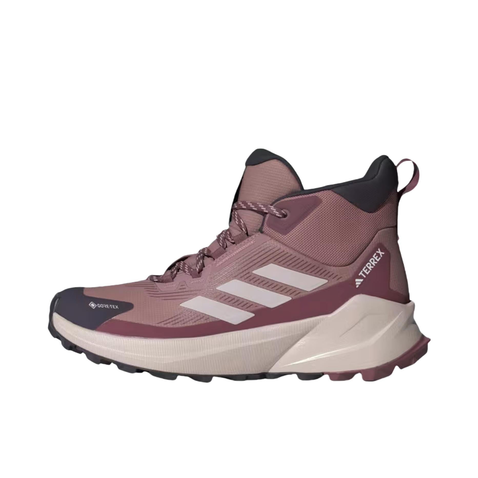 推荐商品：adidas  Terrex  Trailmaker 2.0  舒适缓震 防滑耐磨 防水抓地 户外休闲鞋 红色