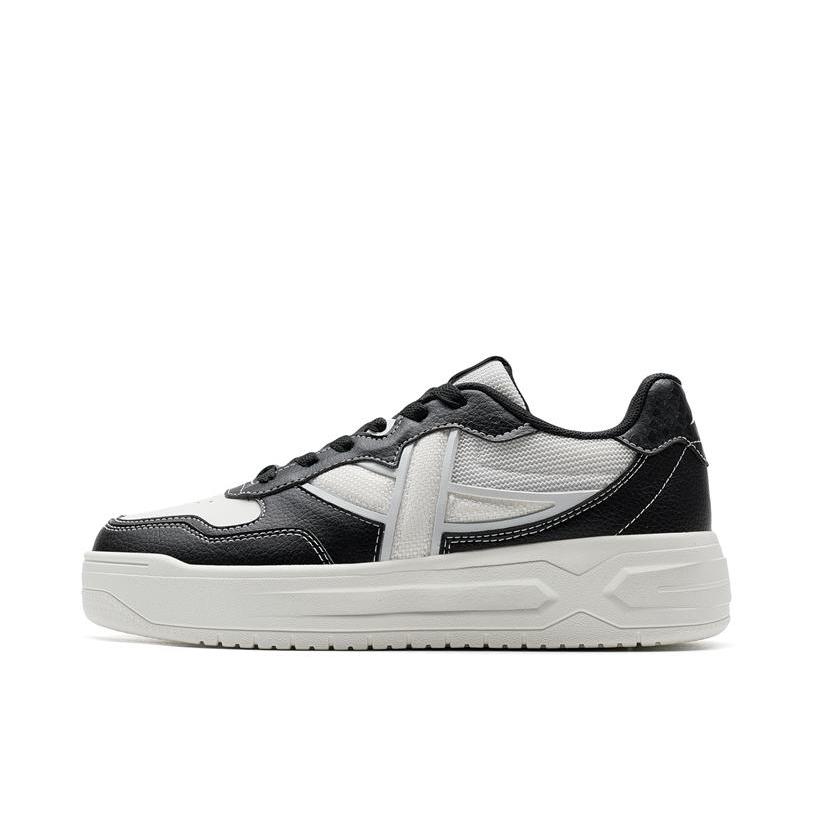 推荐商品：特步 苜白4.0 防滑 轻便 透气 街头 板鞋 男款/帆白色/黑色