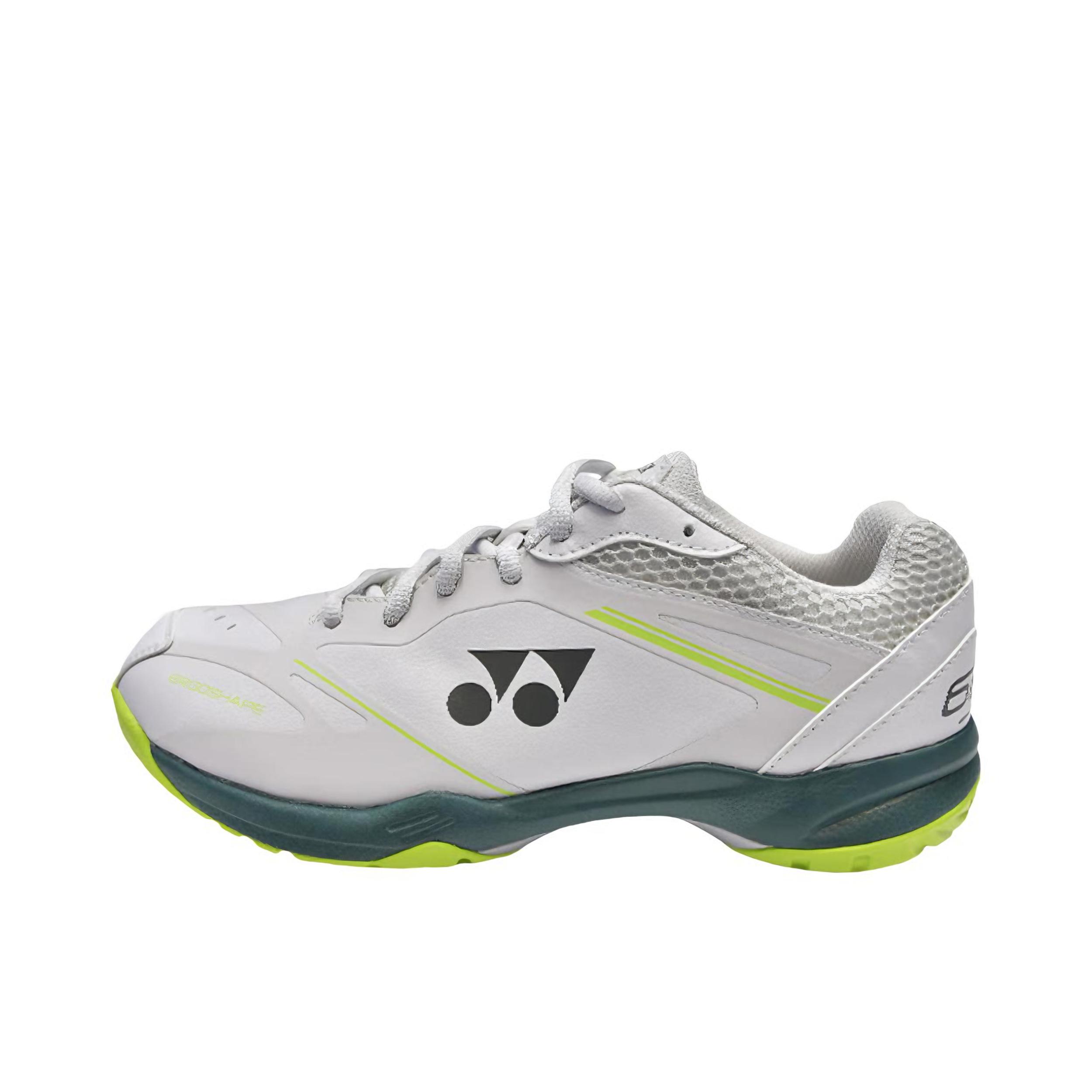 推荐商品：YONEX/尤尼克斯 POWER CUSHION 65系列 65x4 羽毛球鞋 系带全面型耐磨包裹性支撑透气 灰色/米色