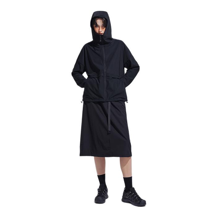 推荐商品：TNV 速干连帽拉链纯色长袖防晒衣 242XW824 暗夜黑