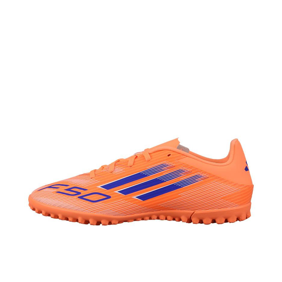 推荐商品：adidas F50 CLUB TF 入门 胶质碎钉 人造草地室外硬地 防滑耐磨 足球鞋 橙色/蓝色/白色 