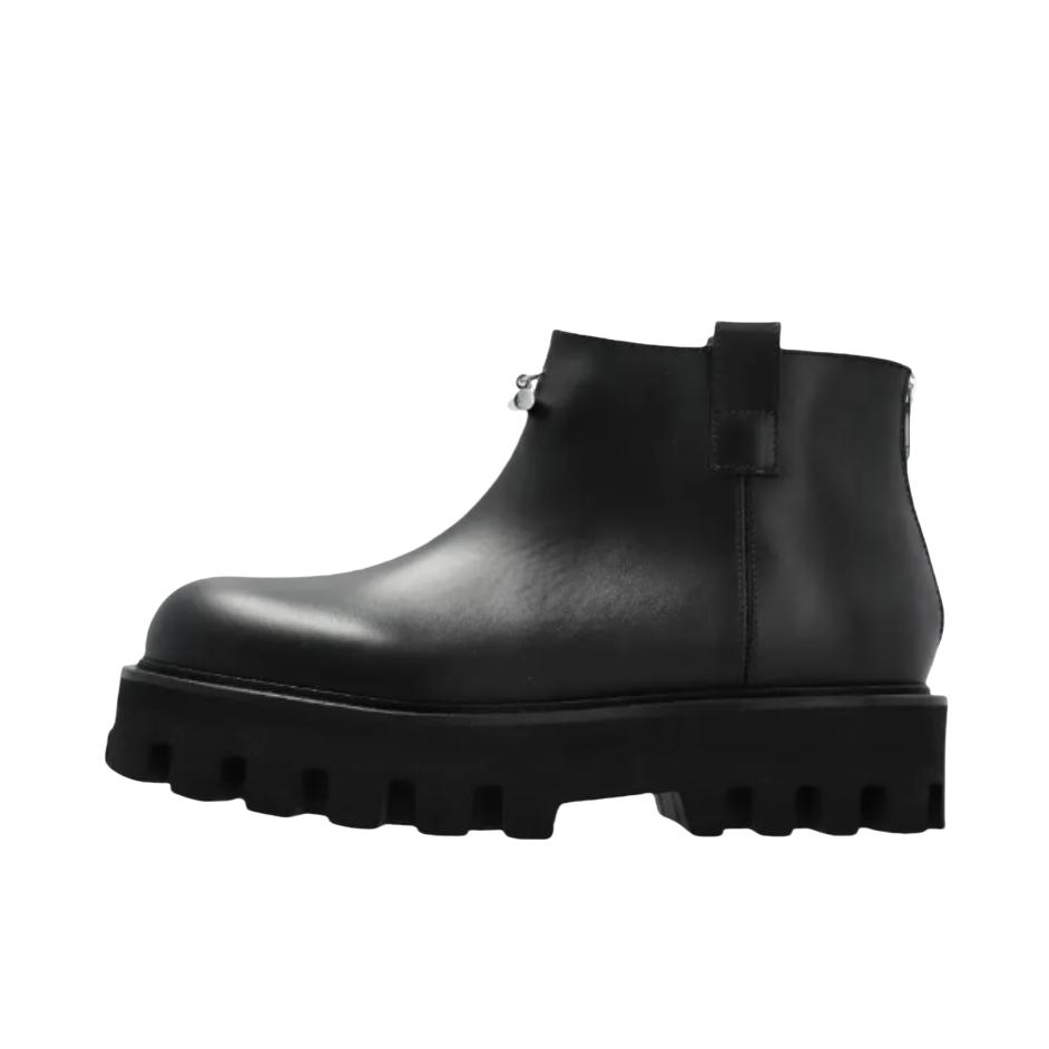 推荐商品：Alexander McQueen/亚历山大麦昆 马丁靴 圆头时尚舒适 黑色