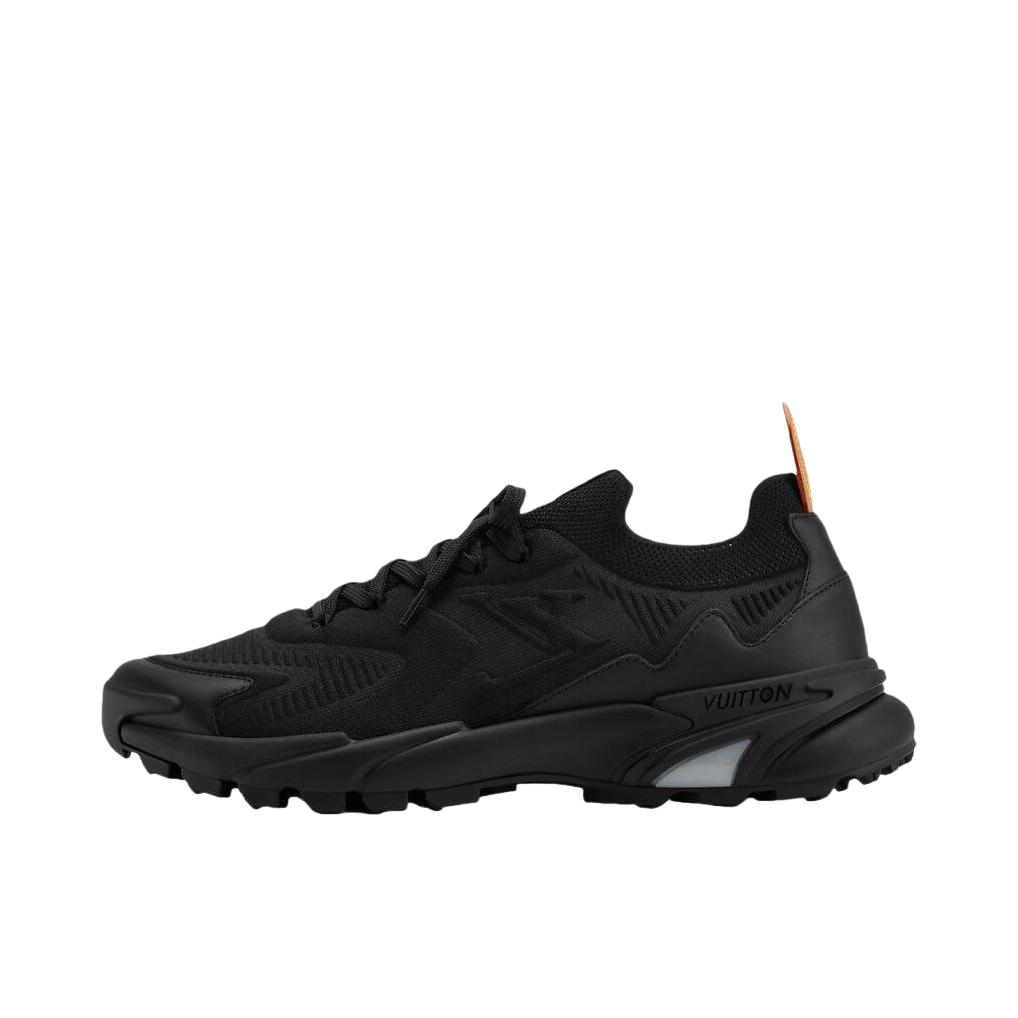 推荐商品：Louis Vuitton 路易威登 Runner Tatic 运动休闲鞋 牛皮革圆头系带低帮 深黑色