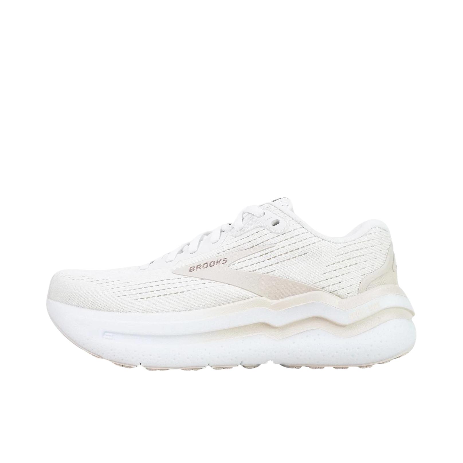 推荐商品：Brooks/布鲁克斯  Ghost 幽灵 Max 2  注氮 舒适缓震 防滑耐磨 厚底 平衡支撑 百搭 马拉松  跑鞋 女款/白色