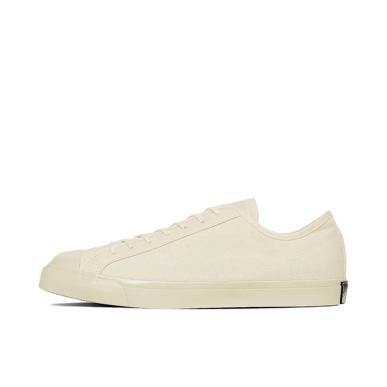 推荐商品：Converse/匡威 One Star Pro 翻毛皮 潮流复古 舒适 耐磨 防滑 板鞋 米白色/黑色