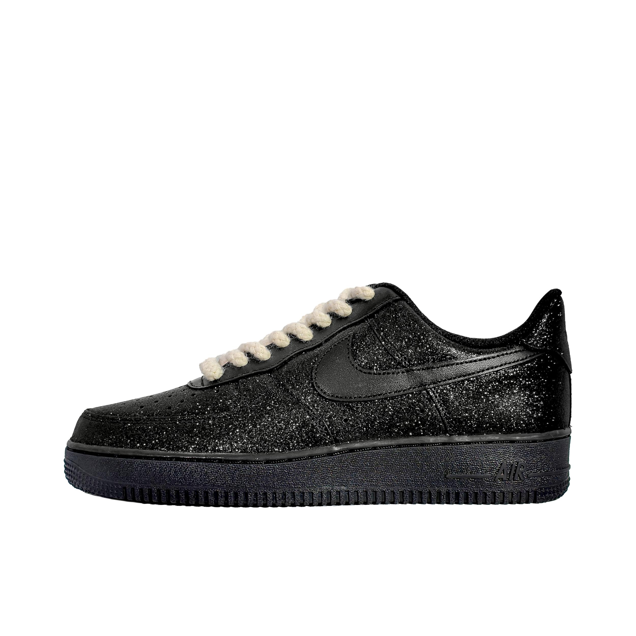 推荐商品：【定制款】 Nike Air Force 1 板鞋 防滑减震耐磨低帮增高 粗绳/黑色/满天星