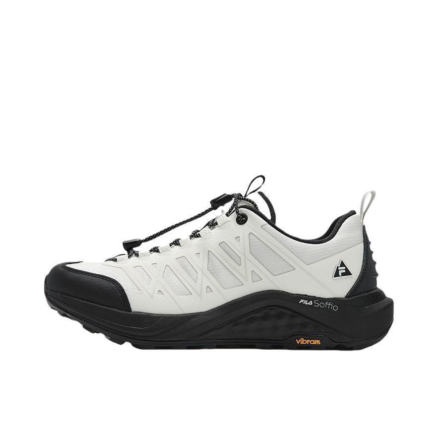推荐商品：FILA/斐乐 雪狼2+ 户外鞋 徒步鞋 越野耐磨 女款/白鹭白