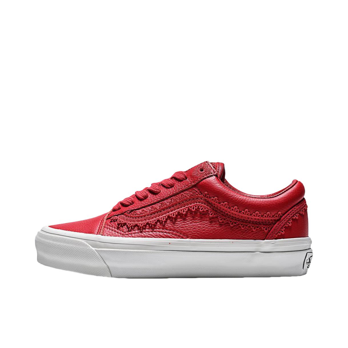 推荐商品：Vans/范斯 Old Skool 滑板鞋 板鞋 轻便防滑复古舒适经典 石榴红/白色