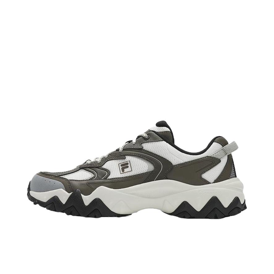 推荐商品：FILA/斐乐 Oakmont 欧客漫 防滑耐磨 减震透气 潮流复古 运动休闲 增高 织物合成革 老爹鞋 白棉花糖/建筑棕