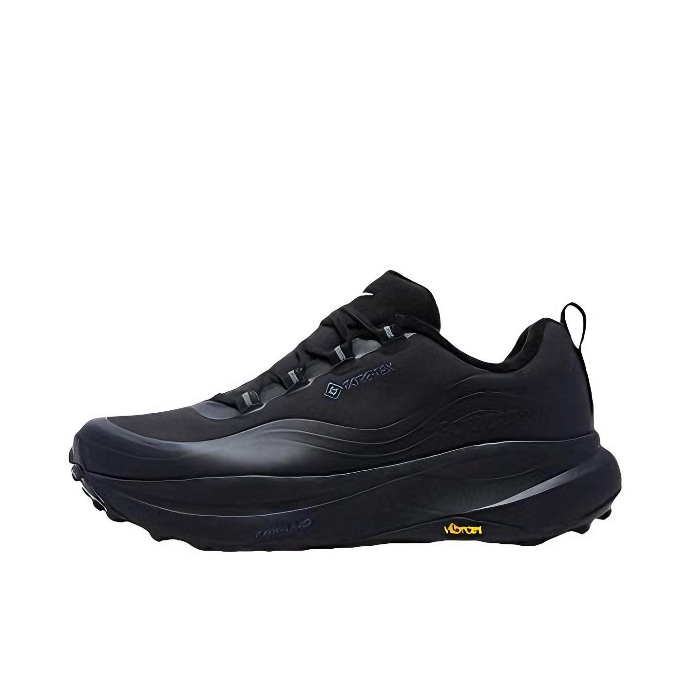 推荐商品：Saucony/索康尼 XODUS HIKE GTX MID 户外鞋 运动缓震系带 低帮/黑色