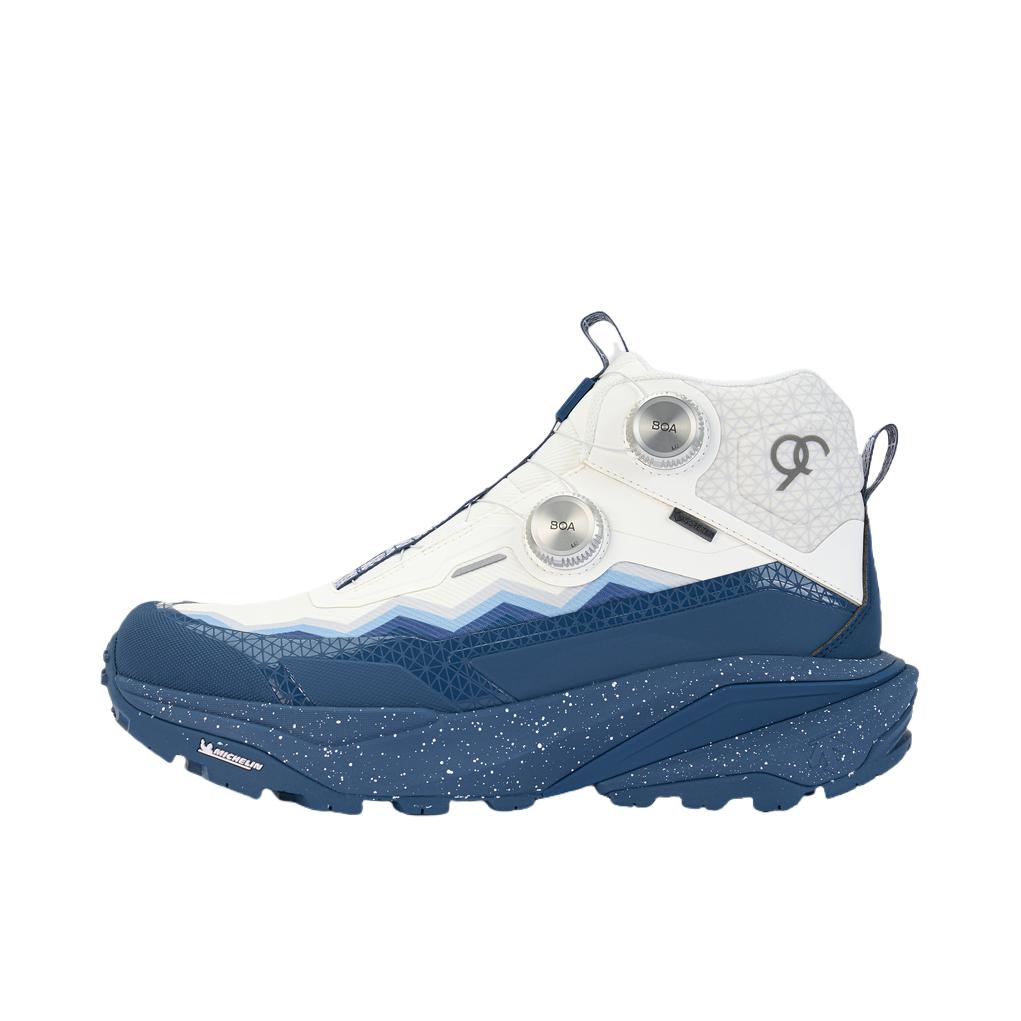 迪桑特 DESCENTE SNOW TREK 运动休闲鞋 高帮防滑 90周年限定/白色